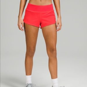 Lululemon Red Mid-Rise Speed-Up Short 2.5”